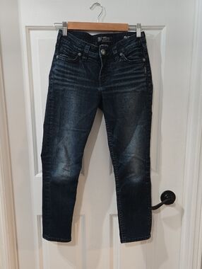 Silver Jeans Dark Blue Cropped Ankle Jeans